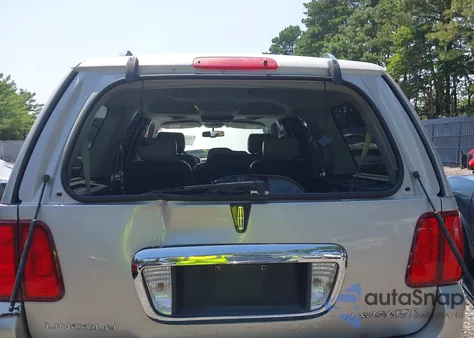 2006 Lincoln Navigator Luxury/Ultimate z USA, uszkodzony, nr VIN 5LMFU28576LJ28567